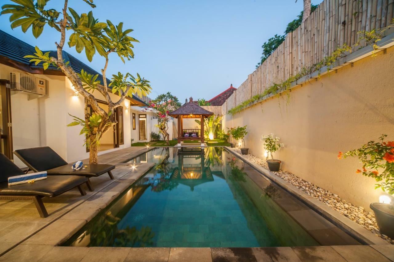 Turiya Villa Sanur Buitenkant foto