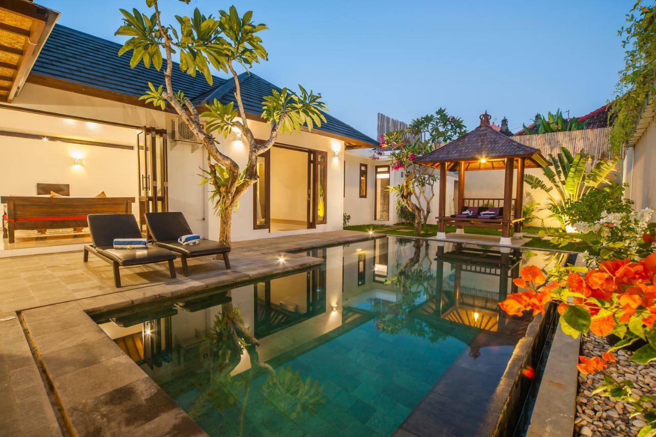 Turiya Villa Sanur Buitenkant foto