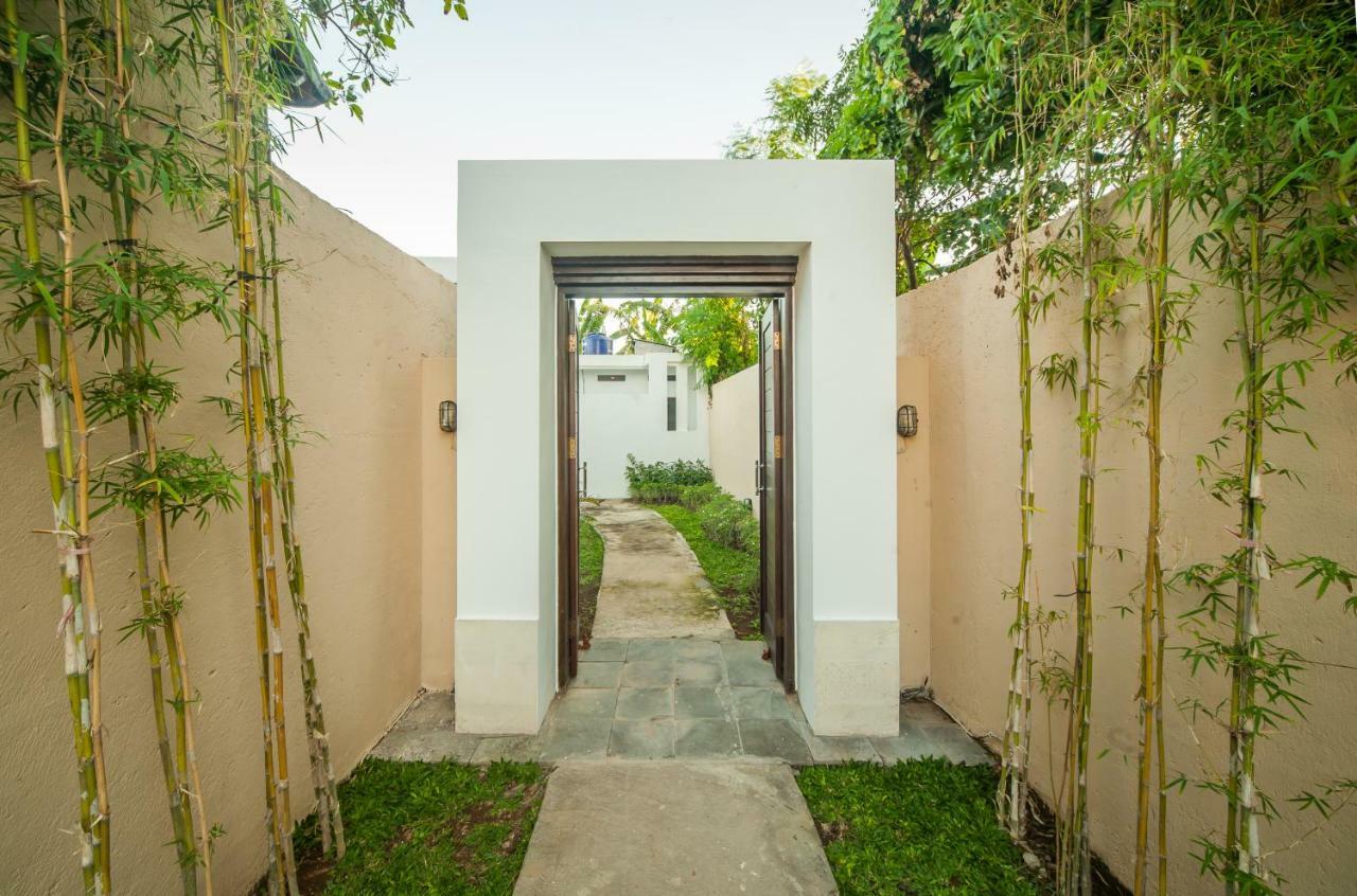 Turiya Villa Sanur Buitenkant foto