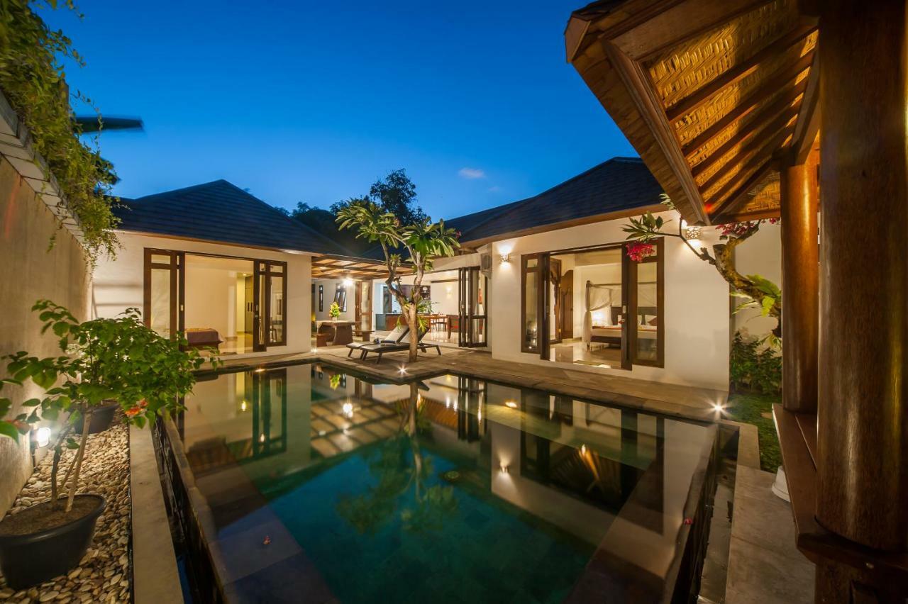 Turiya Villa Sanur Buitenkant foto