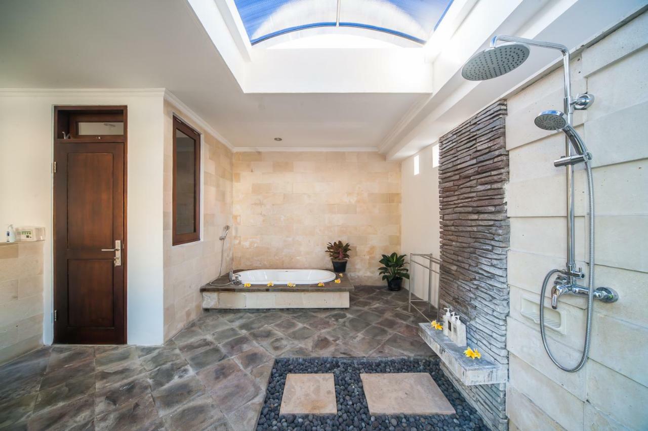 Turiya Villa Sanur Buitenkant foto