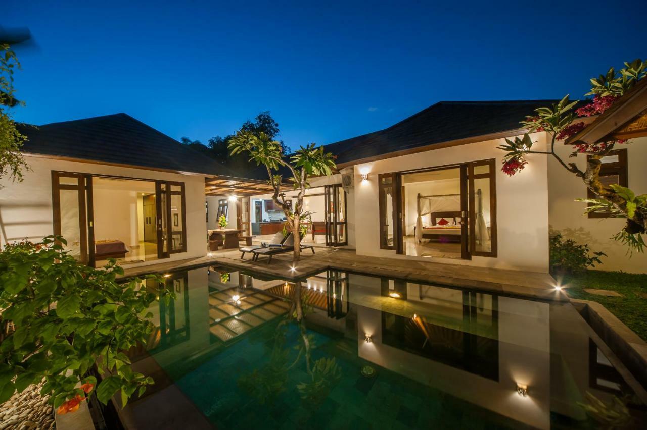 Turiya Villa Sanur Buitenkant foto